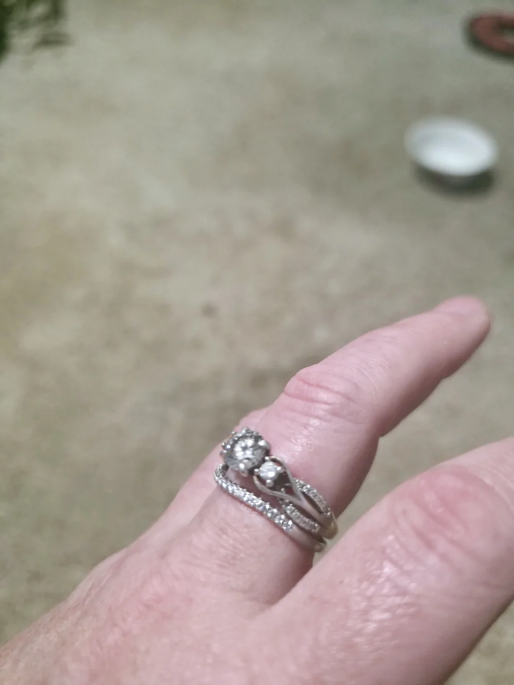 925 Jeulia Classic Twist Custom Round Three Stone Ring & Eternity Wedding Band